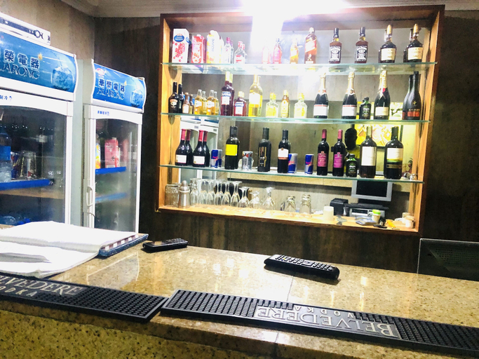 Food & Drinks 5, Downtown Royal Ikeja, Kosofe
