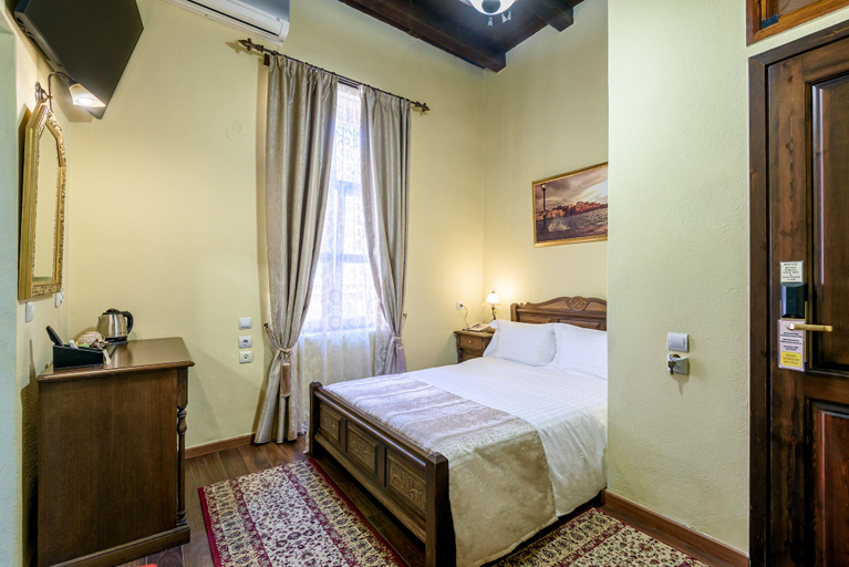 Bedroom 2, Porto Del Colombo, Crete