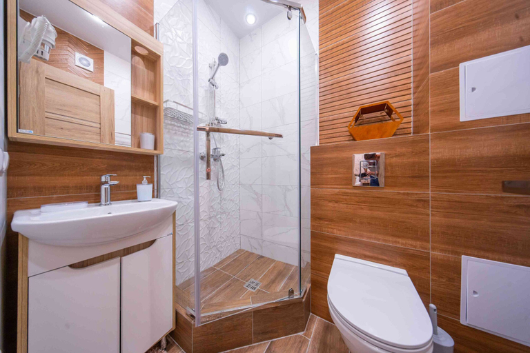 Bathroom 3, More Apartments na Estonskoy 37 k3 155, Sochi gorsovet