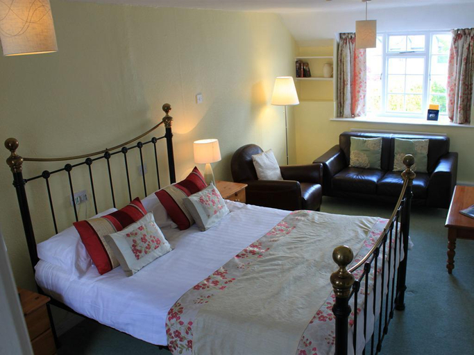 Bedroom 2, Lifton Hall Hotel, Devon