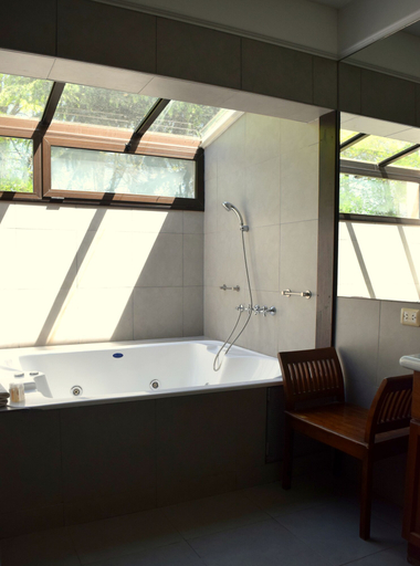 Bathroom 3, San Ceferino Hotel & Spa, Pilar