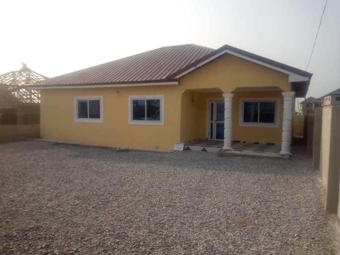 Exterior & Views 2, 3 bedroom Executive House Ensuite, Awutu Efutu Senya