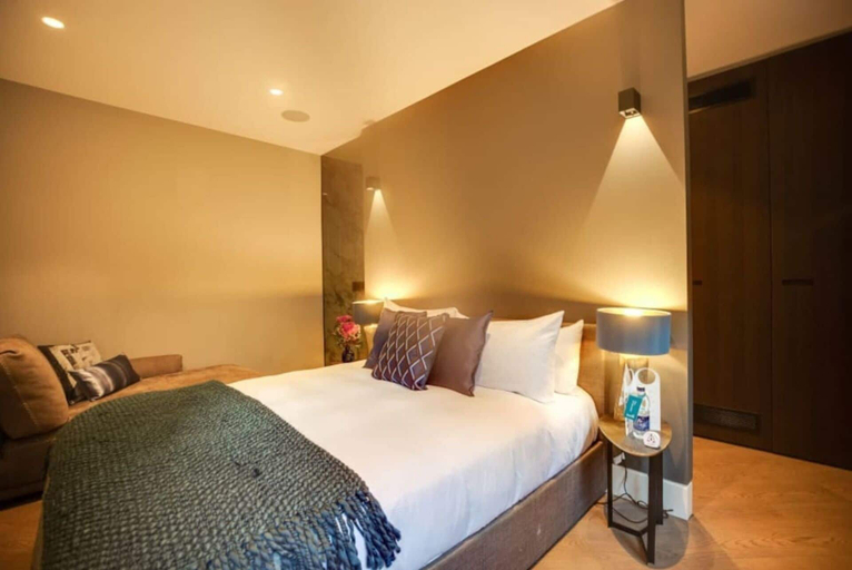 Bedroom 3, Impeccable 1-bedroom Apartment in London, London