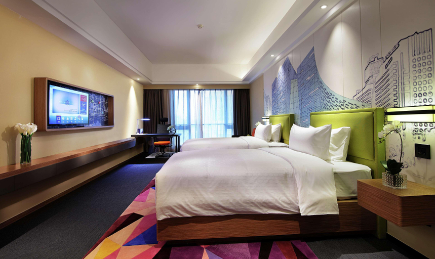 Bedroom 2, Hampton By Hilton Nanjing South Railway Station, Nanjing