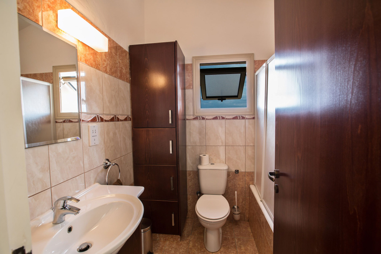 Bathroom 3, Tonia Villas