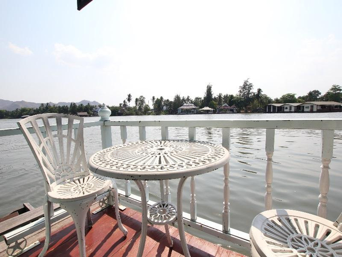 Bedroom 2, Nita Raft House, Muang Kanchanaburi