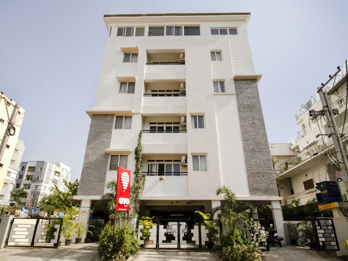 Exterior & Views 2, FabHotel Blue Dawn Suites, Hyderabad