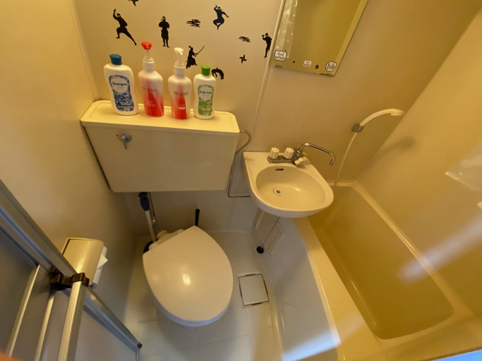 Bathroom 3, Quartier Blanc Yoga, Setagaya