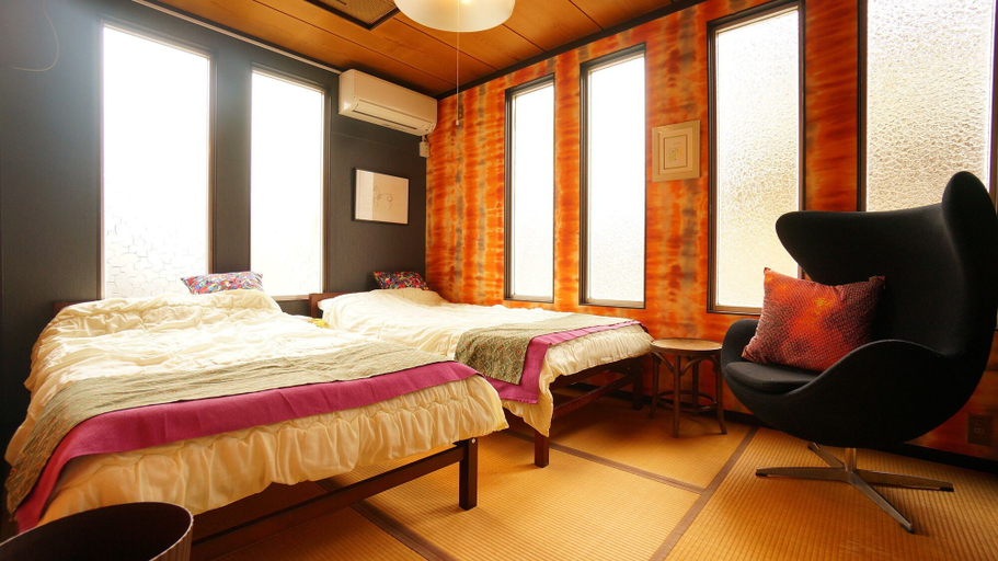 Bedroom 3, Super Tomato House Takayama, Takayama