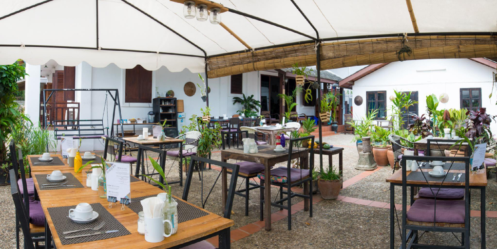 Food & Drinks 5, Cold River, Luang Prabang