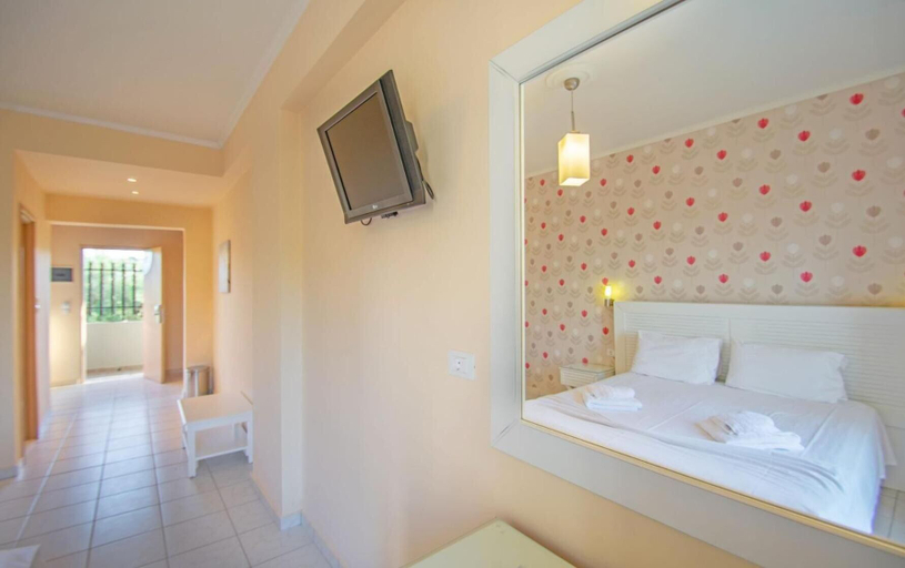 Bedroom 5, Hotel Emilia, Ionian Islands