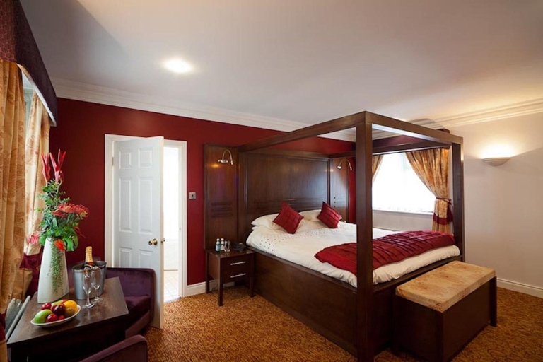 Bedroom 3, The Glenside Hotel