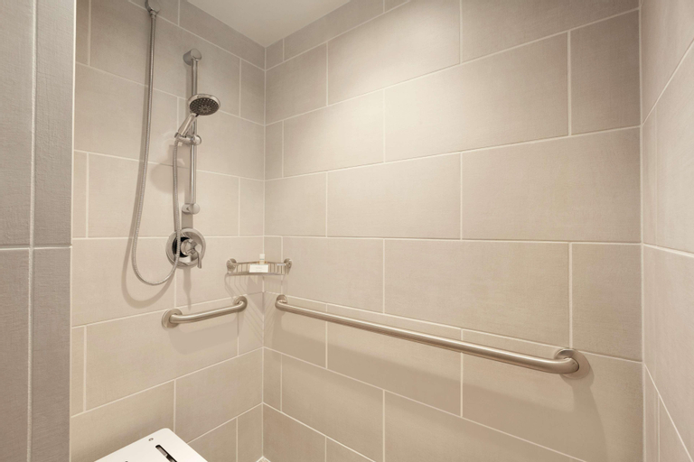 Bathroom 8