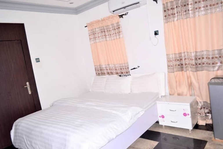 Bedroom 2, Big Pepper Apartment, AbujaMun