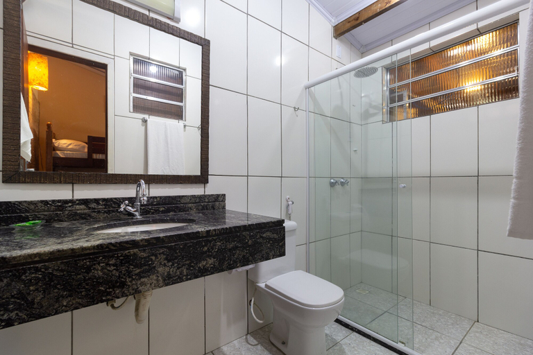 Bathroom 5, Pousada Rio Paraty, Parati