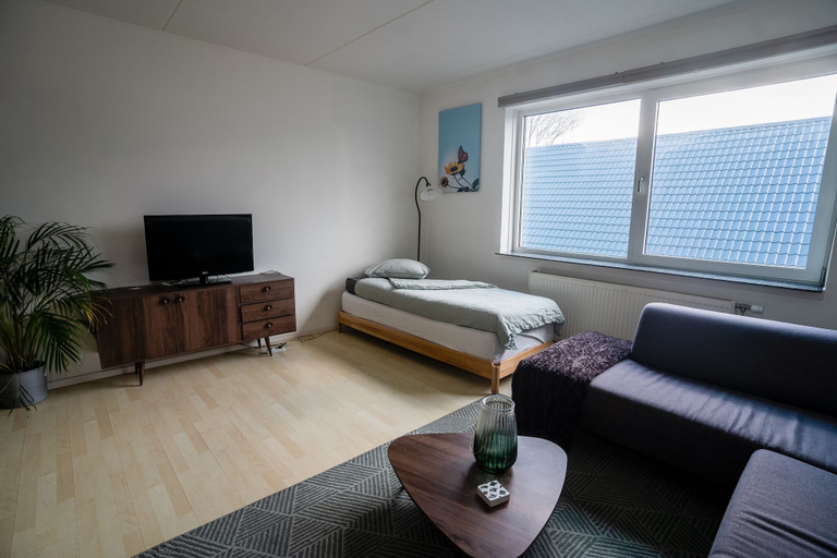 Bedroom 3, Zaanse Schans Apartments, Wormerland