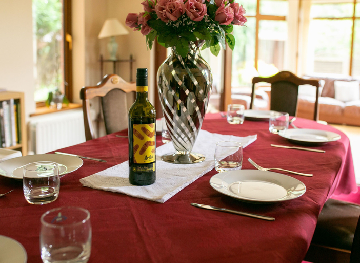 Food & Drinks, Lisburn Serviced Accommodation, Lisburn and Castlereagh