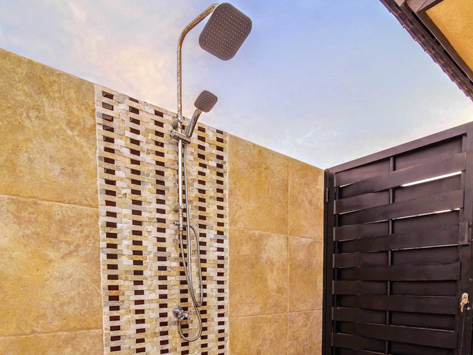 Bathroom 5, Golden Villas Aruba