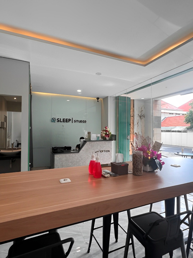 Business Facilities