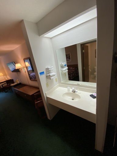 Bathroom 5, Boulder Bear Motor Lodge, Vilas