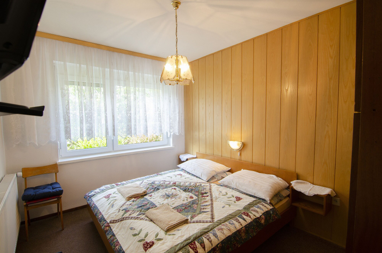 Bedroom 3, Apartments & Rooms Banich, Kranjska Gora