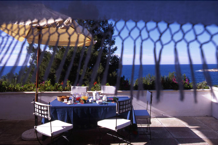 Food & Drinks 5, Cala D'Aspide, Lecce