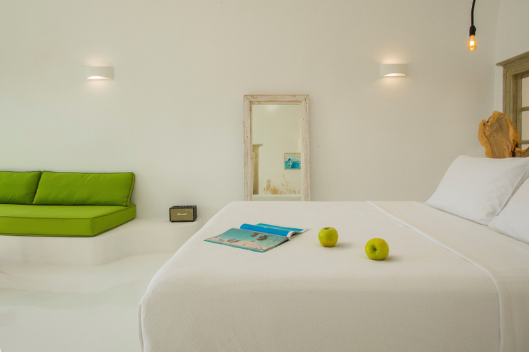 Bedroom 4, Nano Oia Villas, South Aegean