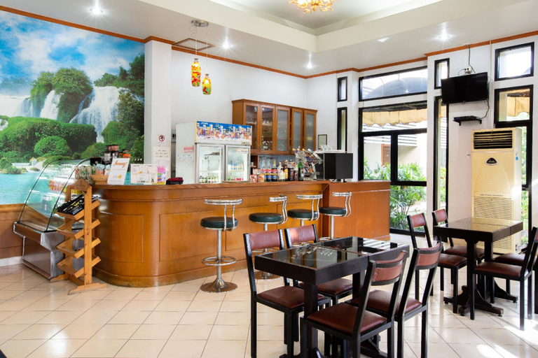 Food & Drinks 5, Surin Majestic, Sanom