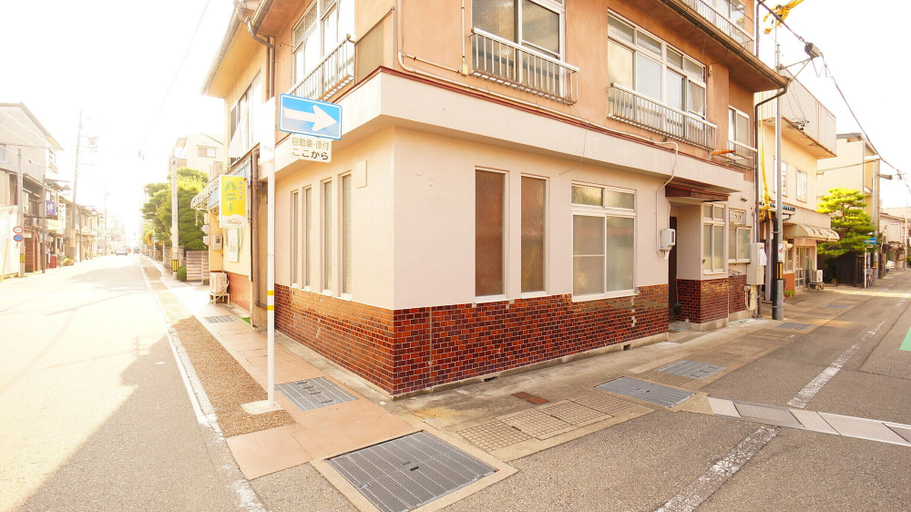 Exterior & Views, Super Tomato House Takayama, Takayama