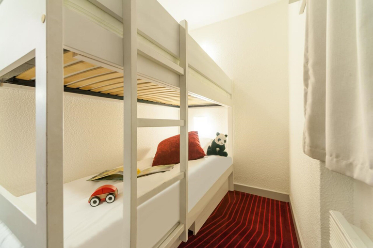 Bedroom 2, Résidence La Daille - Val-d'Isère, Savoie