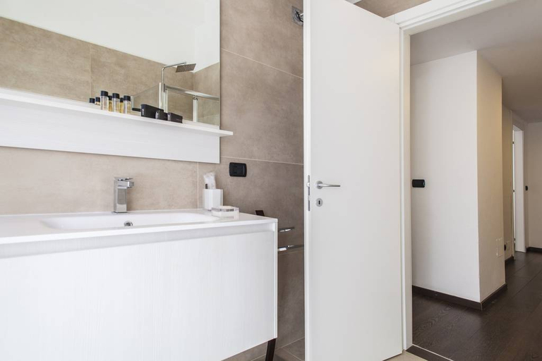 Bathroom, Hemeras Boutique House Aparthotel San Babila 2, Milano