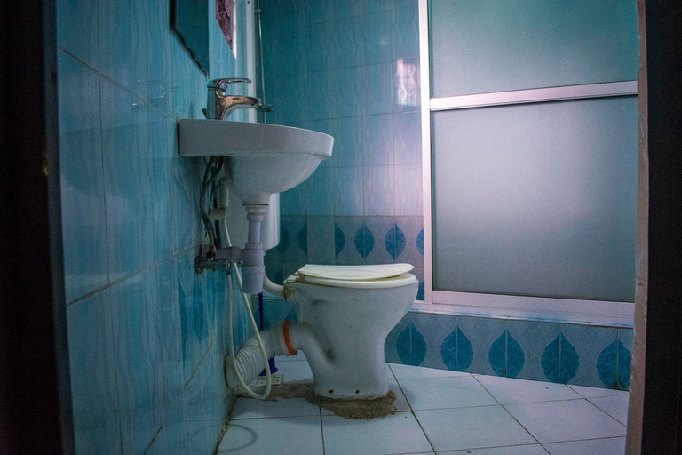Bathroom 4, Peerage Retreat and Resort, Eti-Osa