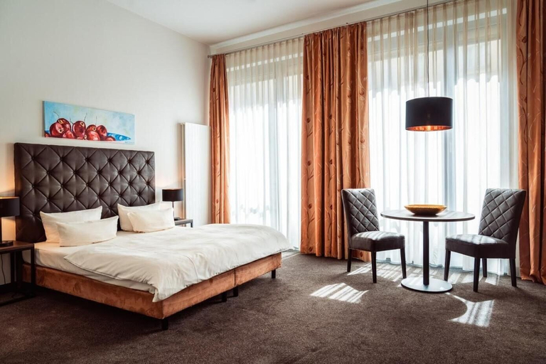 Bedroom 4, Aparthotel Neumarkt, Dresden