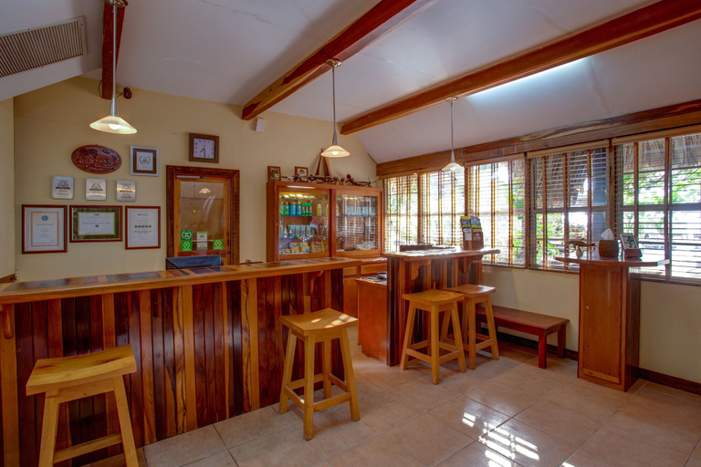 Food & Drinks 5, Xanadu Island Resort