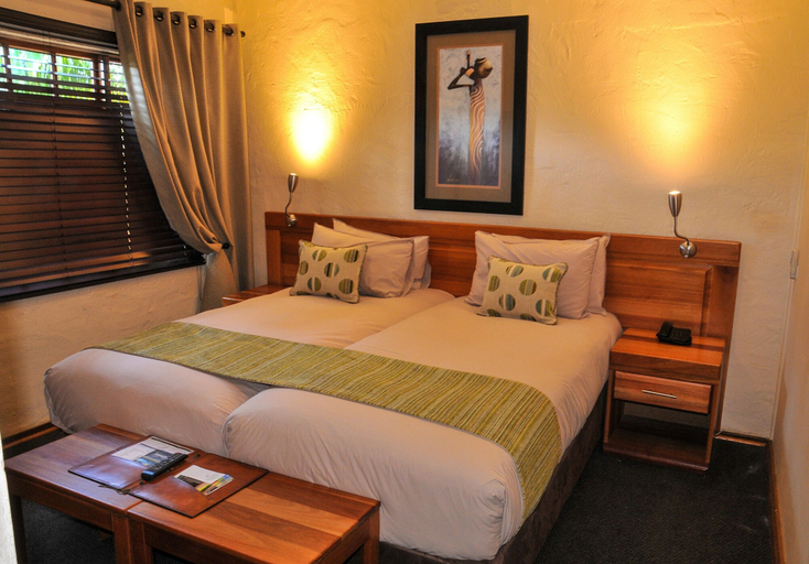 Bedroom 5, Tzaneen Country Lodge, Mopani
