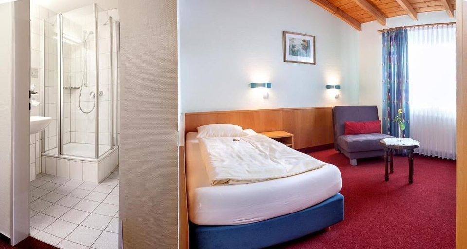 Bedroom 4, Sporthotel Öhringen, Hohenlohekreis