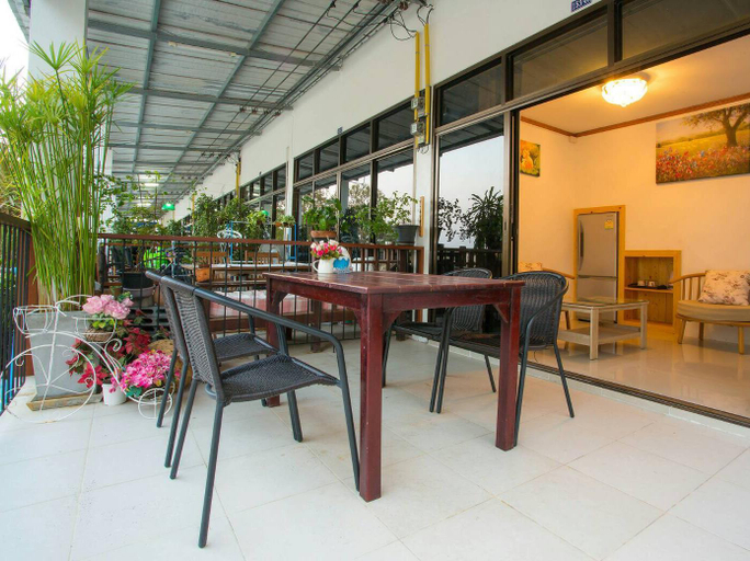 Others 4, Hello Samed, Muang Rayong