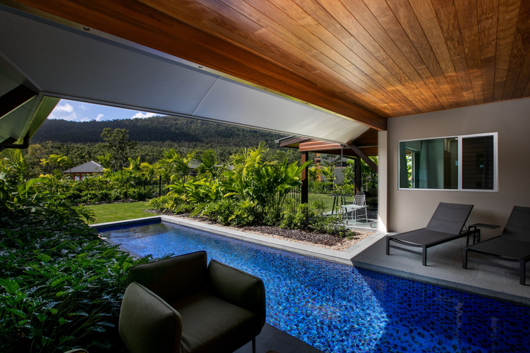 Sport & Beauty 2, Celeste - at Funnel Bay, Whitsunday