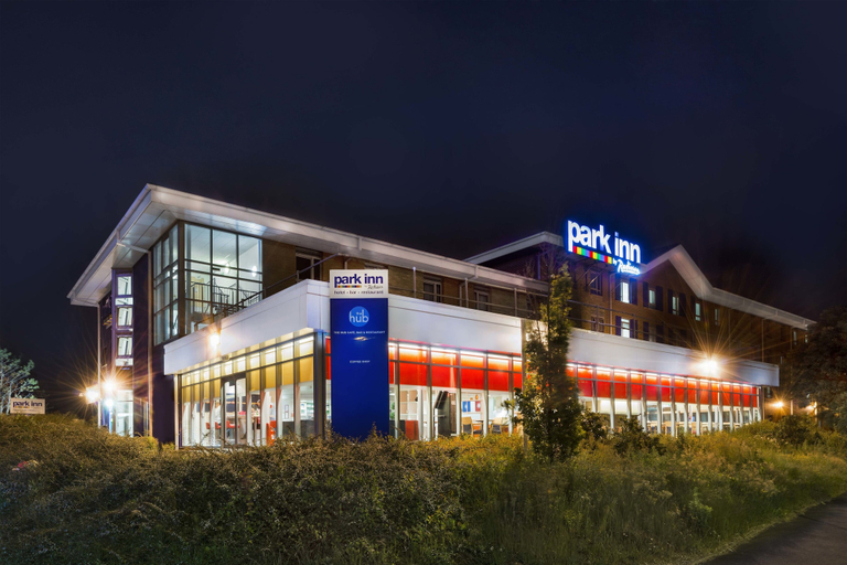 Exterior & Views 2, Park Inn by Radisson Birmingham Walsall M6 J9, Walsall