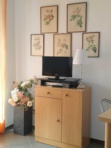 Living area 5, Casa Fiorita, Verbano-Cusio-Ossola