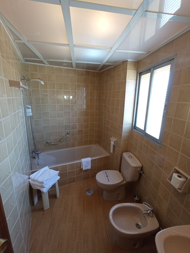 Bathroom 5, Hotel ELE Acueducto, Segovia