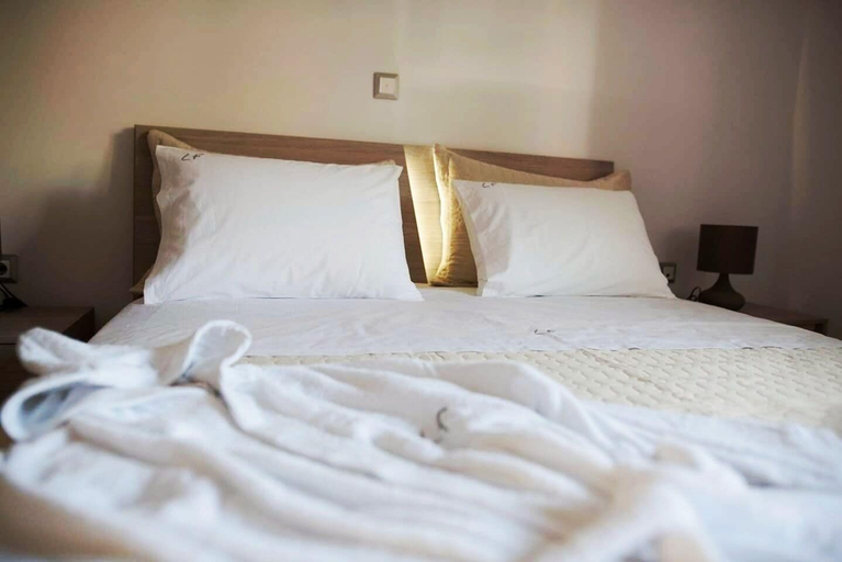 Bedroom 4, Lf Suites, Central Greece