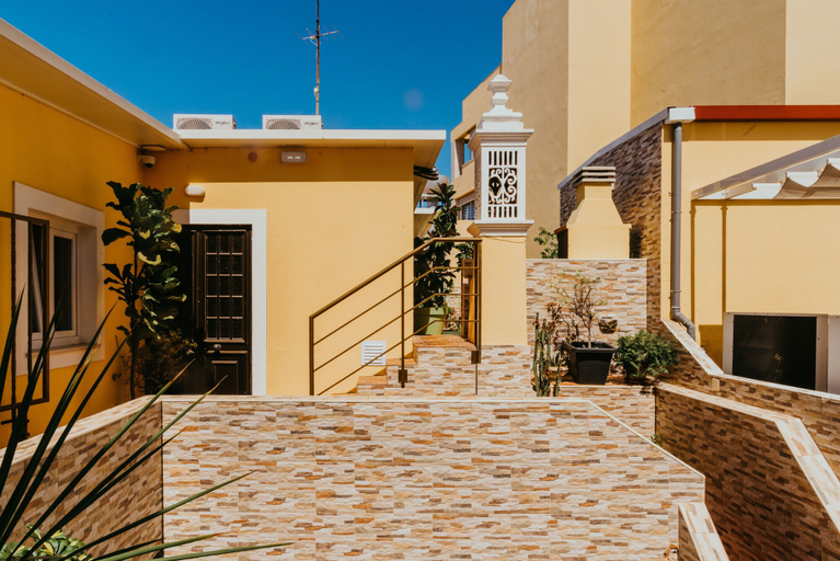Exterior & Views 2, Happy House Comfort Plus, Faro