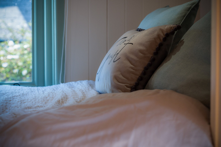 Bedroom 3, Willow - 1 Bedroom - Amroth, Pembrokeshire