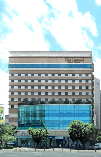 Grand Hotel, Buk