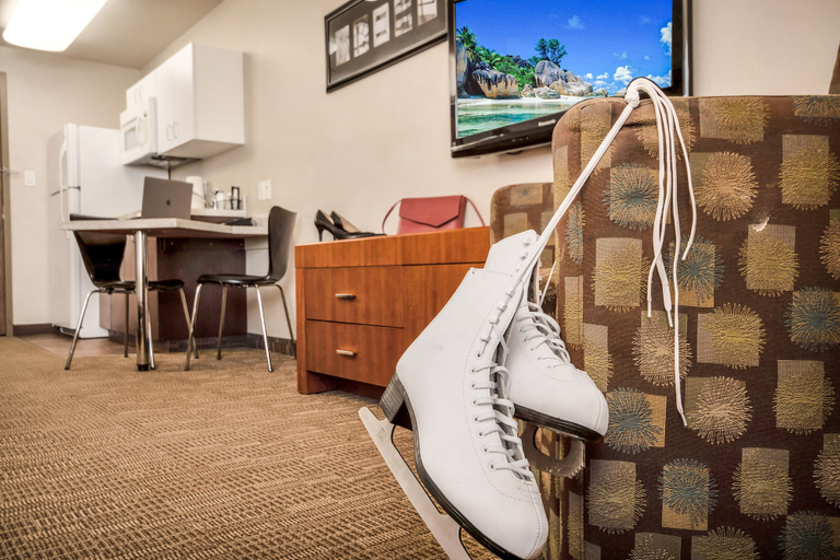Others 5, Home Inn & Suites Regina East, Division No. 6