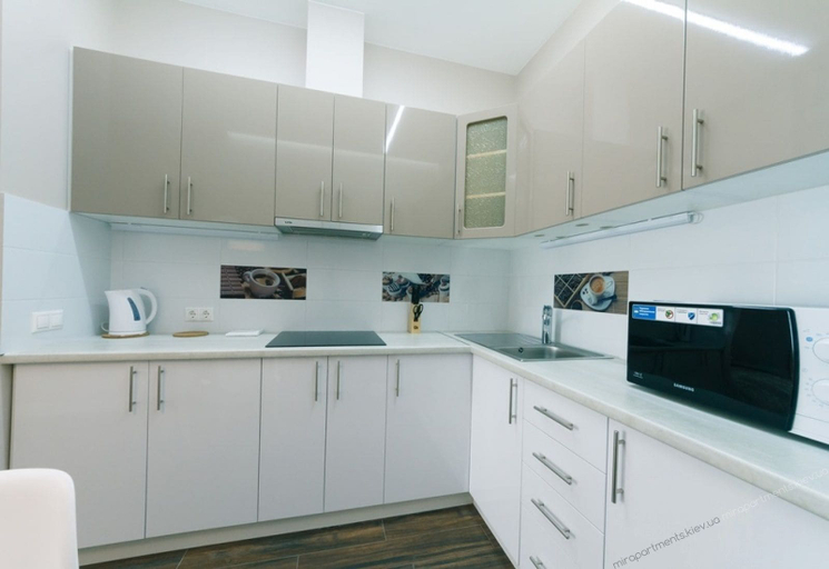 Others 5, VIP Apartment Company, Holosiïvs'kyi