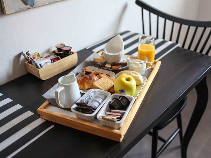 Food & Drinks 5, Il Fonticolo Room&Breakfast, Modena