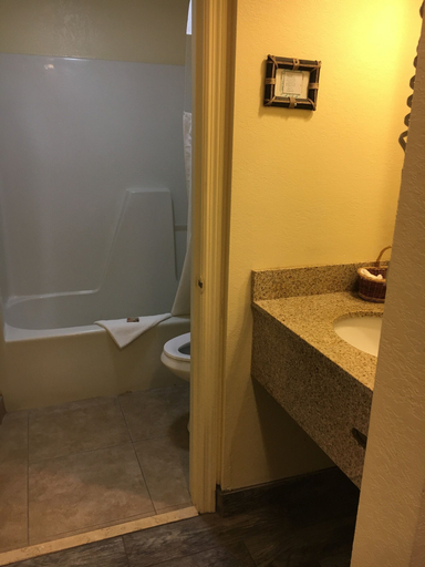 Bathroom 3, St. Augustine Island Inn, Saint Johns
