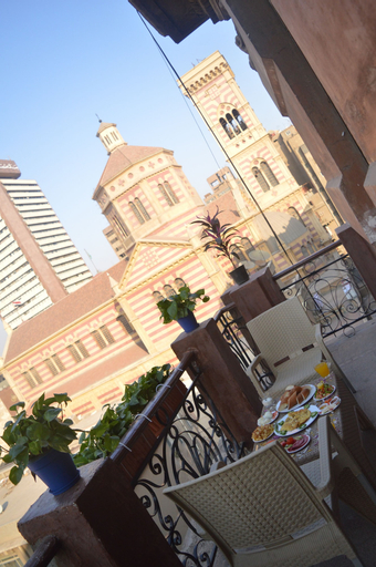 Midtown Hostel, 'Abdin